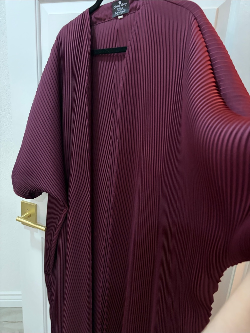 Open Pleated Abaya Dress in Deep Plum - Picture 5 of 7